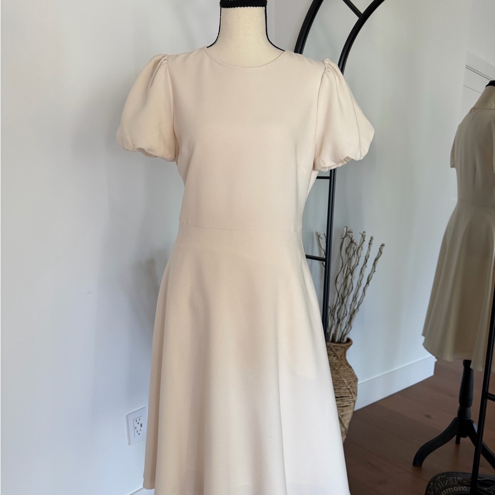 Gal Meets Glam Soft Cream Puff-Sleeve Midi Dress